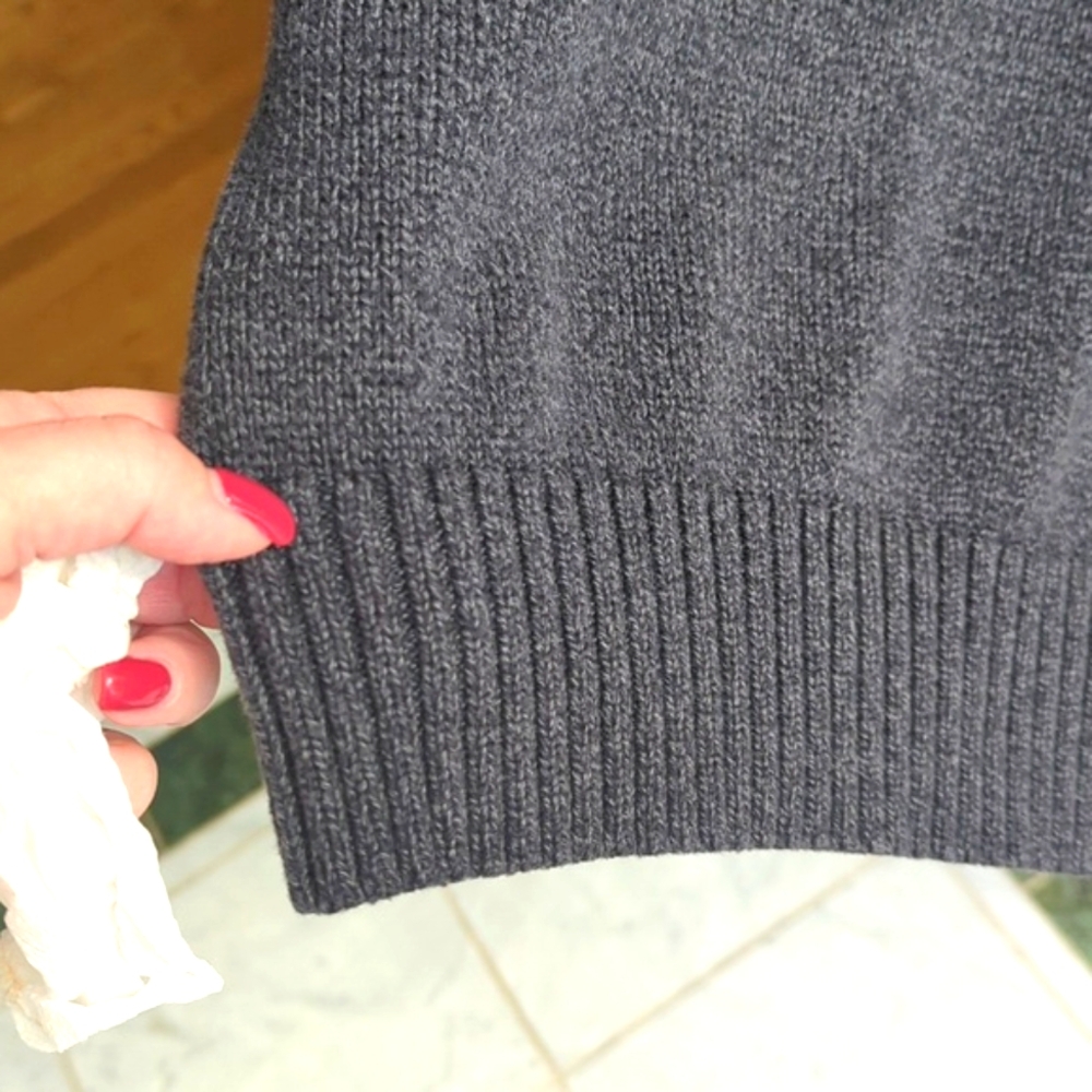 Calvin Klein Men's Dark Gray Sweater, Size L - Picture 6 of 8
